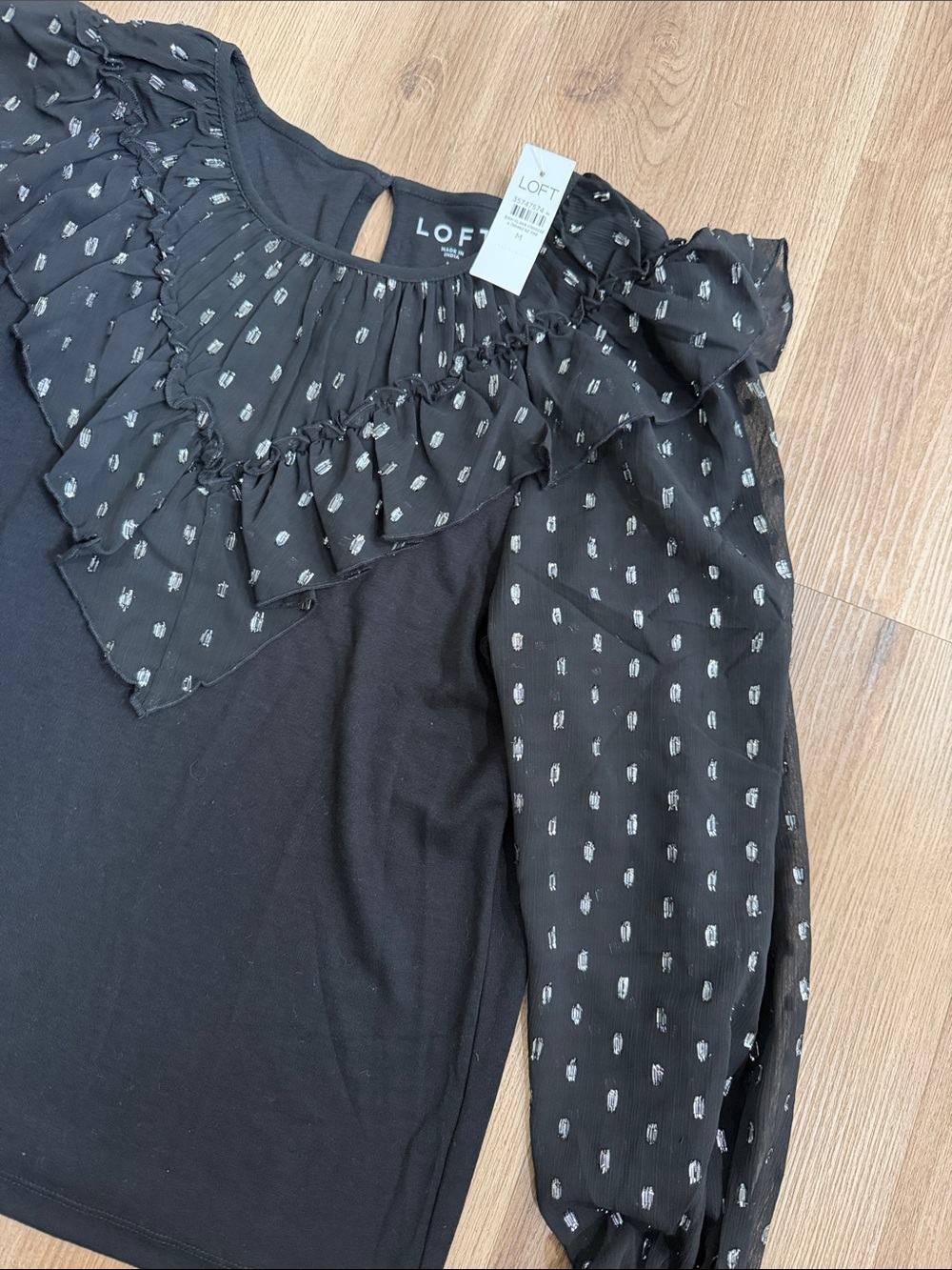 NWT Loft Black Shimmer Dotted Ruffle Collar Sheer Sleeves Metallic Top Medium - Picture 3 of 7
